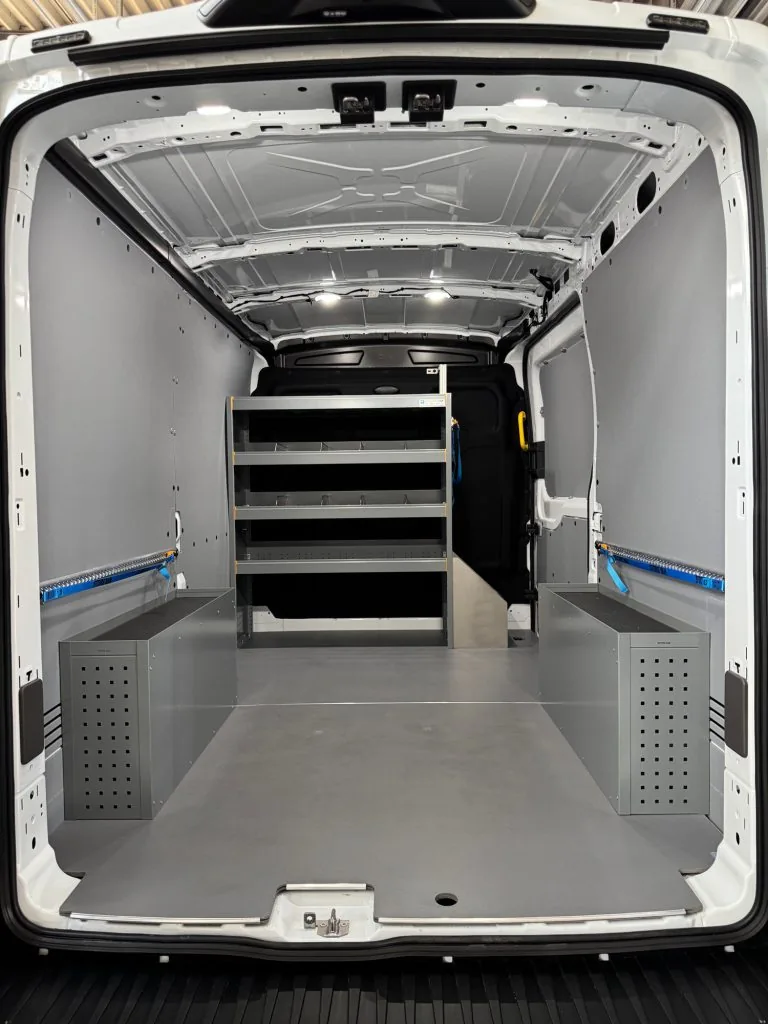 Laadruimte bekleding in een bestelwagen