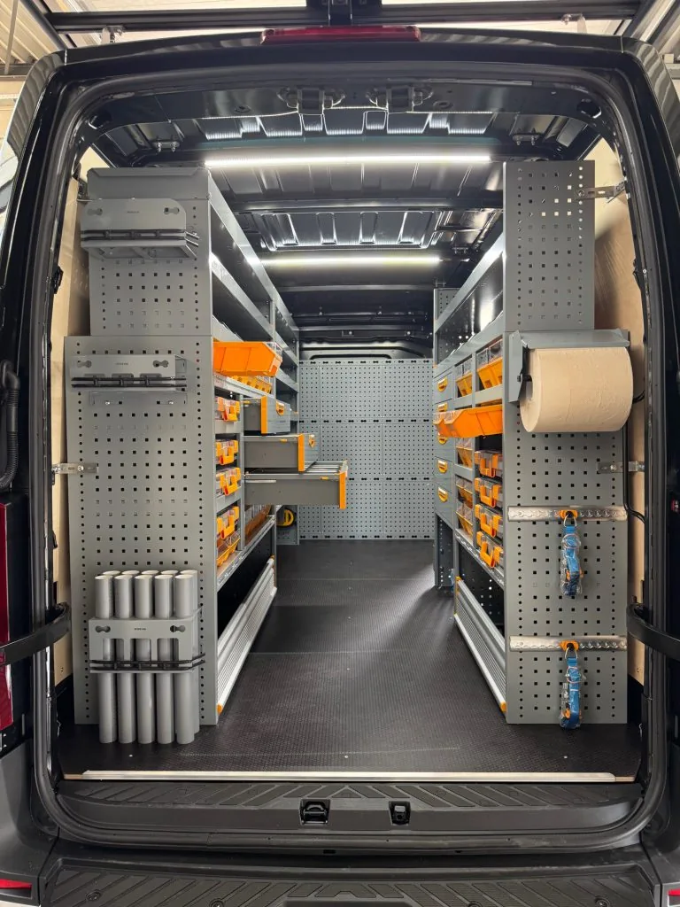 Modules voor bedrijfswageninrichting