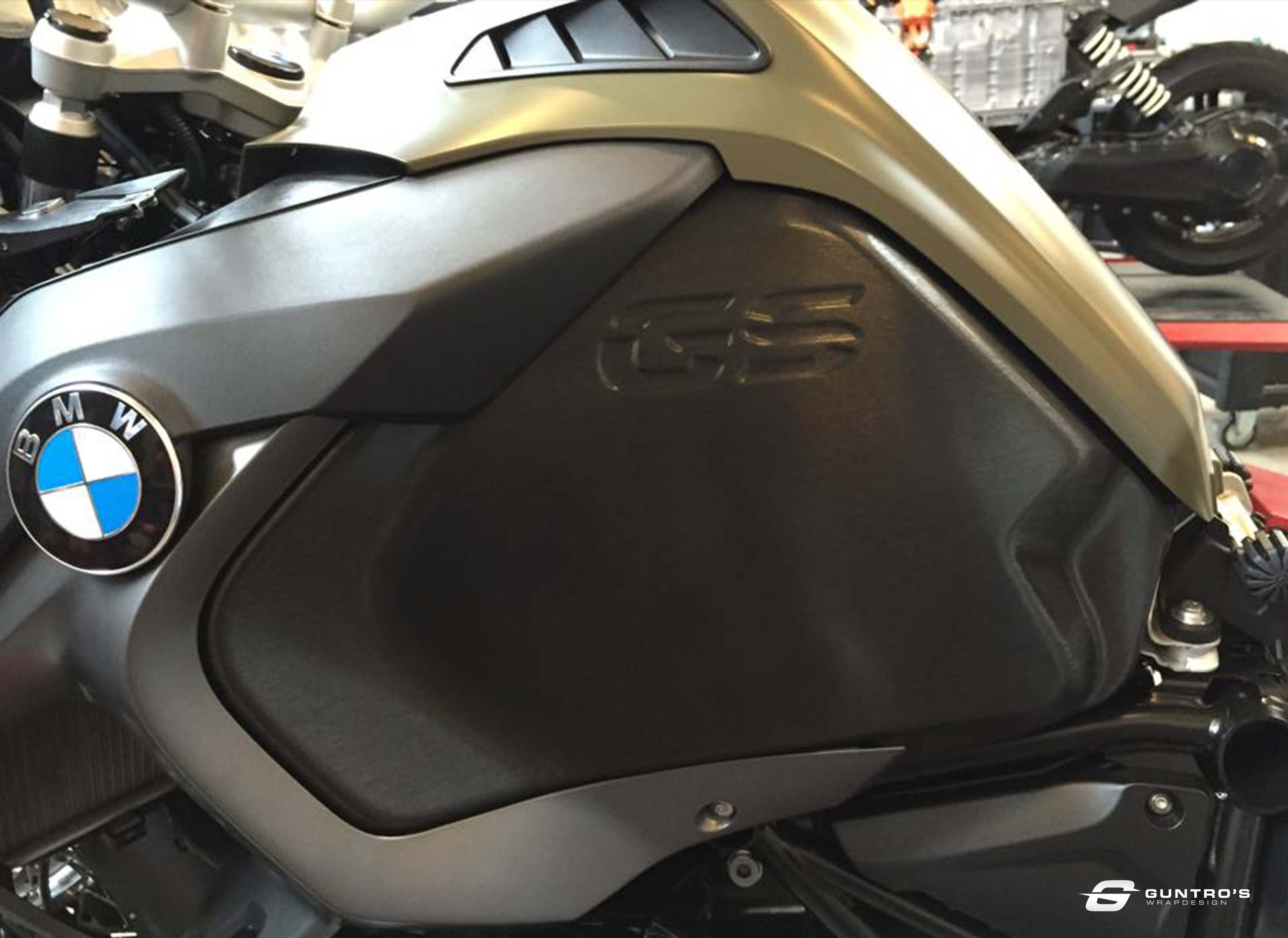 ACCENT WRAP TANK BMW GS