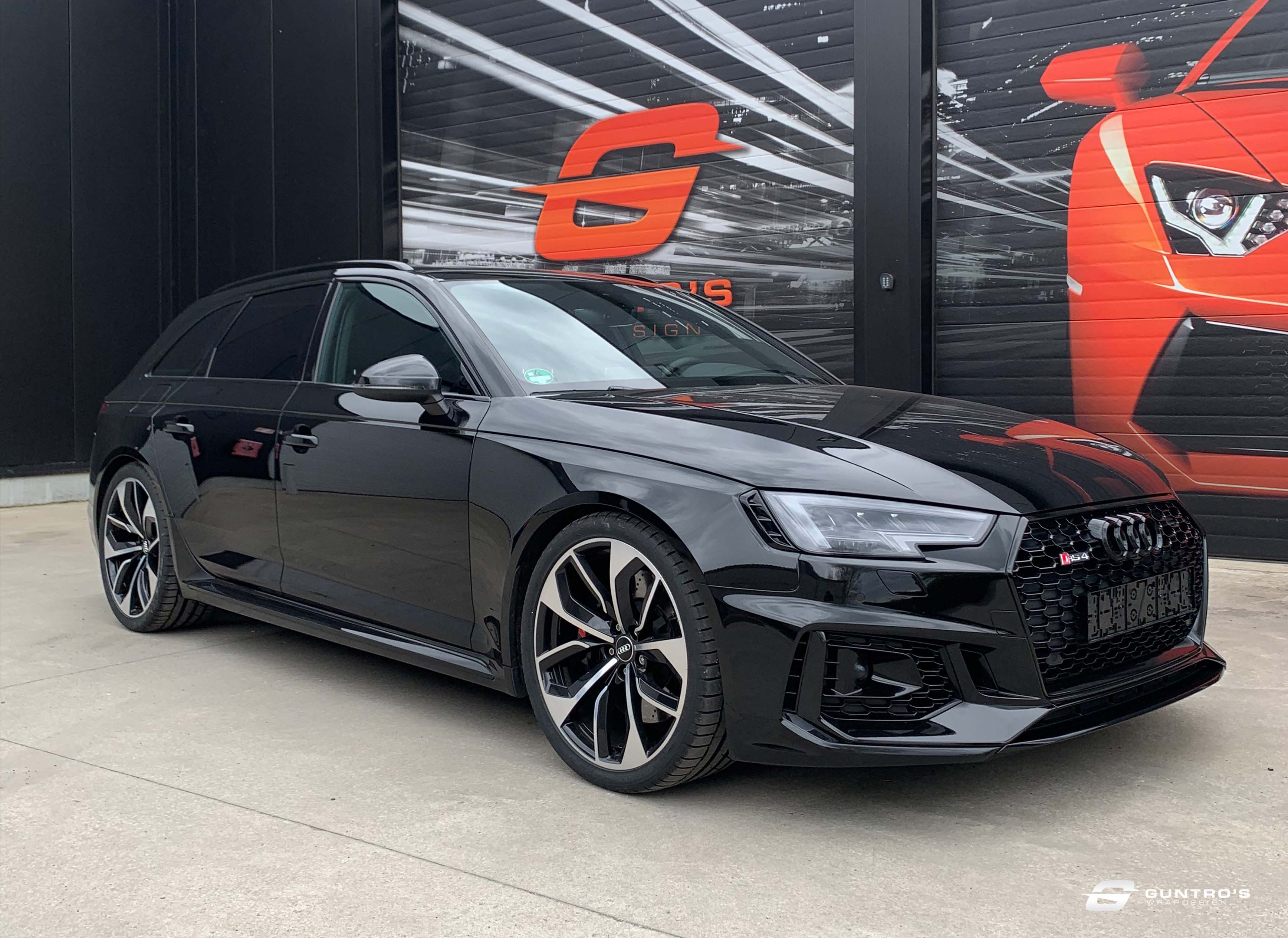 ACCENT BLACK PACK AUDI RS4