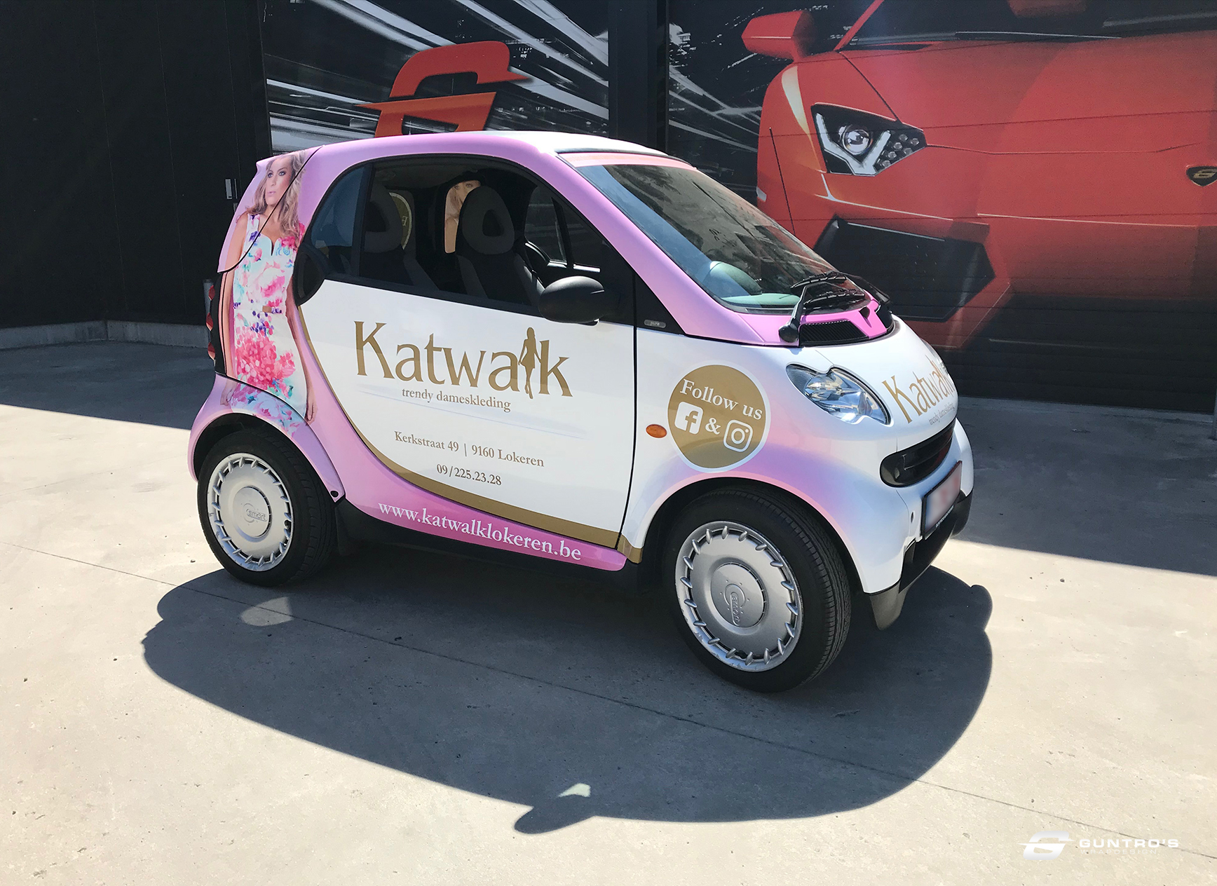 CUSTOM WRAP DE KATWALK